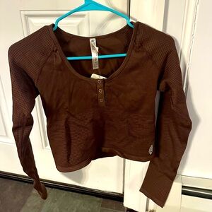 Women’s Free People Movement Dark Brown crop shirt